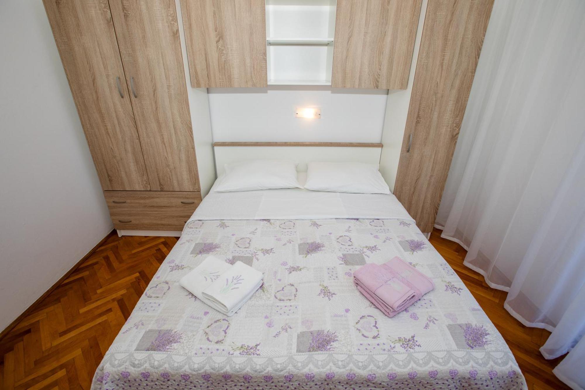 Zdenka Apartman Rab Town